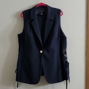 Ashro plus size 18 suit